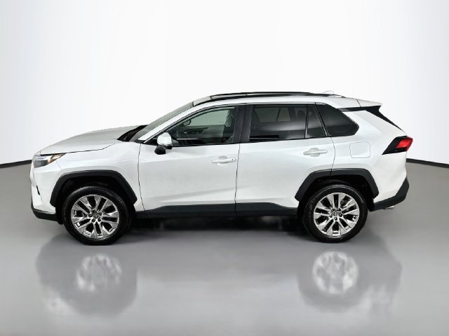 Used 2025 Toyota RAV4 XLE Premium w/ Weather Package AWD/4WD image 11