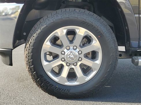Used 2019 RAM 3500 Laramie image 7