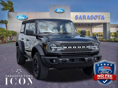 New 2026 Ford Bronco Badlands AWD/4WD image 1