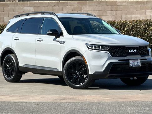 Used 2022 Kia Sorento S AWD/4WD image 2