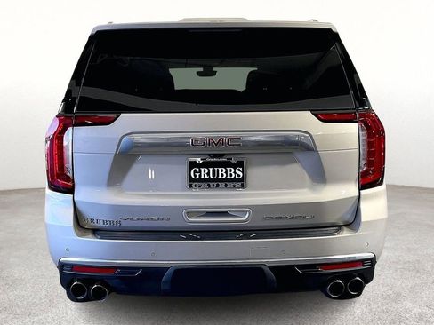 Used 2022 GMC Yukon Denali w/ Denali Premium Package RWD image 5