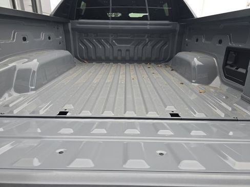 New 2026 Chevrolet Silverado EV LT AWD/4WD image 17