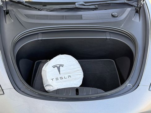 Used 2019 Tesla Model 3 Long Range AWD/4WD image 32