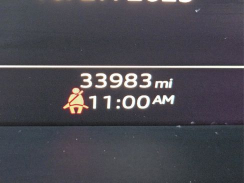 Used 2022 Audi SQ8 Prestige w/ Prestige Package image 36