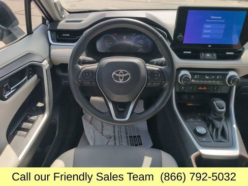 Used 2023 Toyota RAV4 Limited AWD/4WD image 16