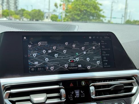 Used 2022 BMW M4 Competition w/ M Carbon Exterior Package RWD image 35