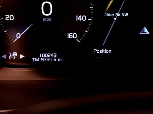 Used 2017 Volvo XC90 T6 Inscription w/ Vision Package image 23