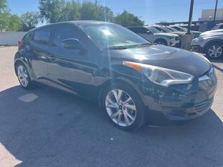 Used 2016 Hyundai Veloster video 1