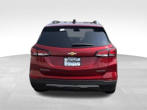 Used 2023 Chevrolet Equinox Premier FWD image 4