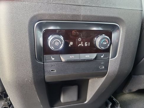 New 2026 Chevrolet Suburban LT w/ Comfort Package RWD image 15