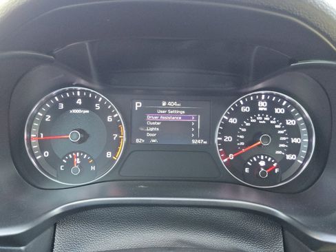 Used 2023 Kia Forte LXS image 28