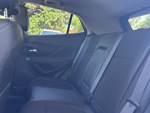 Used 2018 Buick Encore Sport Touring FWD image 17
