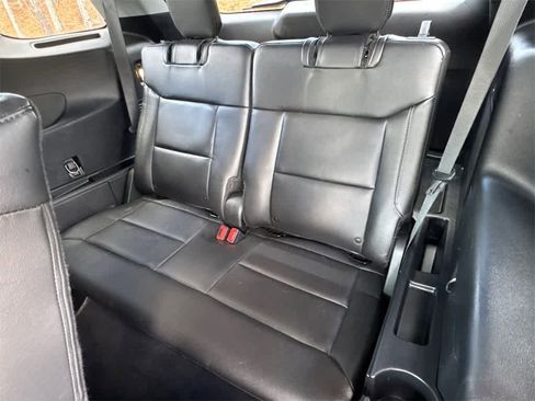 Used 2022 Ford Explorer Limited w/ Hybrid Equipment Group 310A image 19