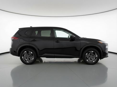 Used 2025 Nissan Rogue SV FWD image 11