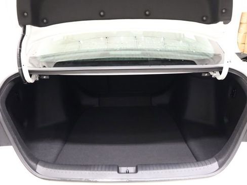 Used 2025 Honda Accord SE image 28