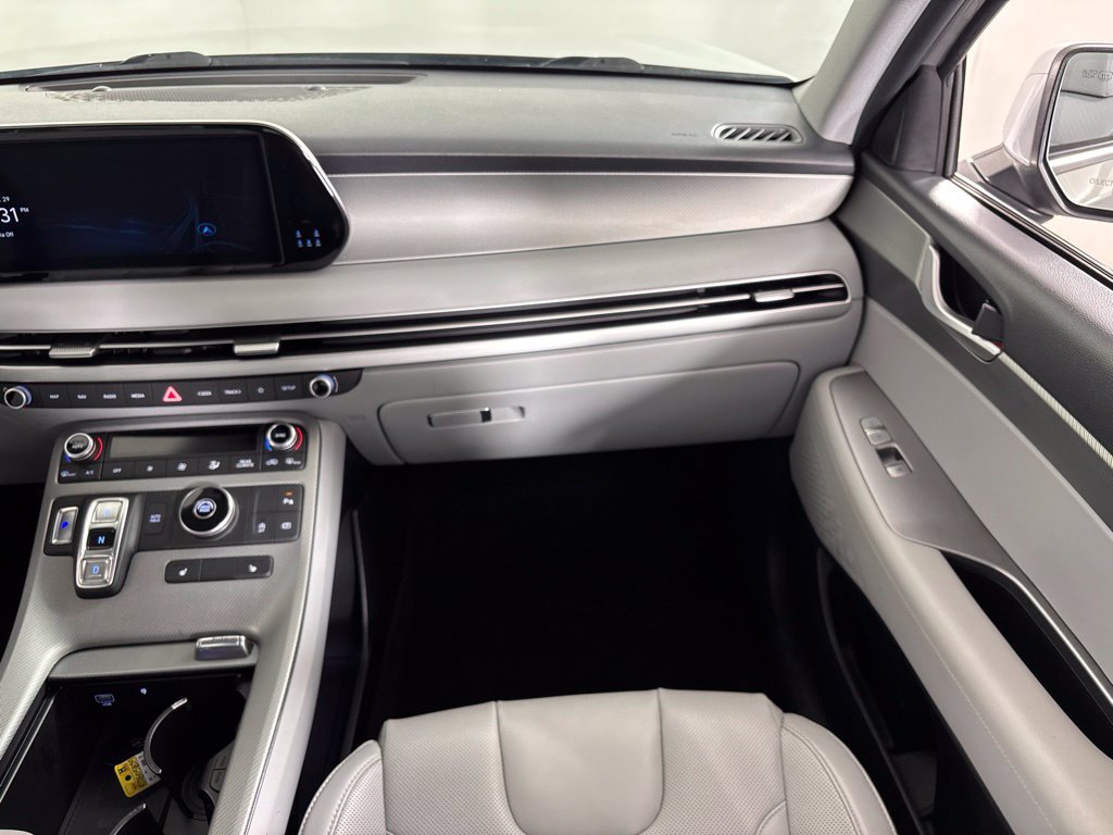 Used 2024 Hyundai Palisade SEL FWD image 19