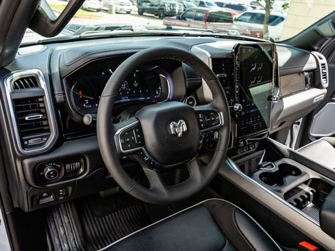 Used 2026 RAM 1500 Laramie w/ Night Edition image 17