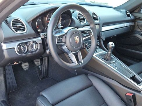 Used 2025 Porsche 718 Cayman Base image 10