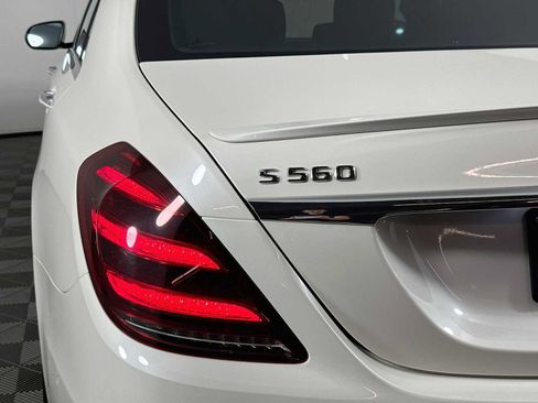 Used 2018 Mercedes-Benz S 560 4MATIC Sedan image 33