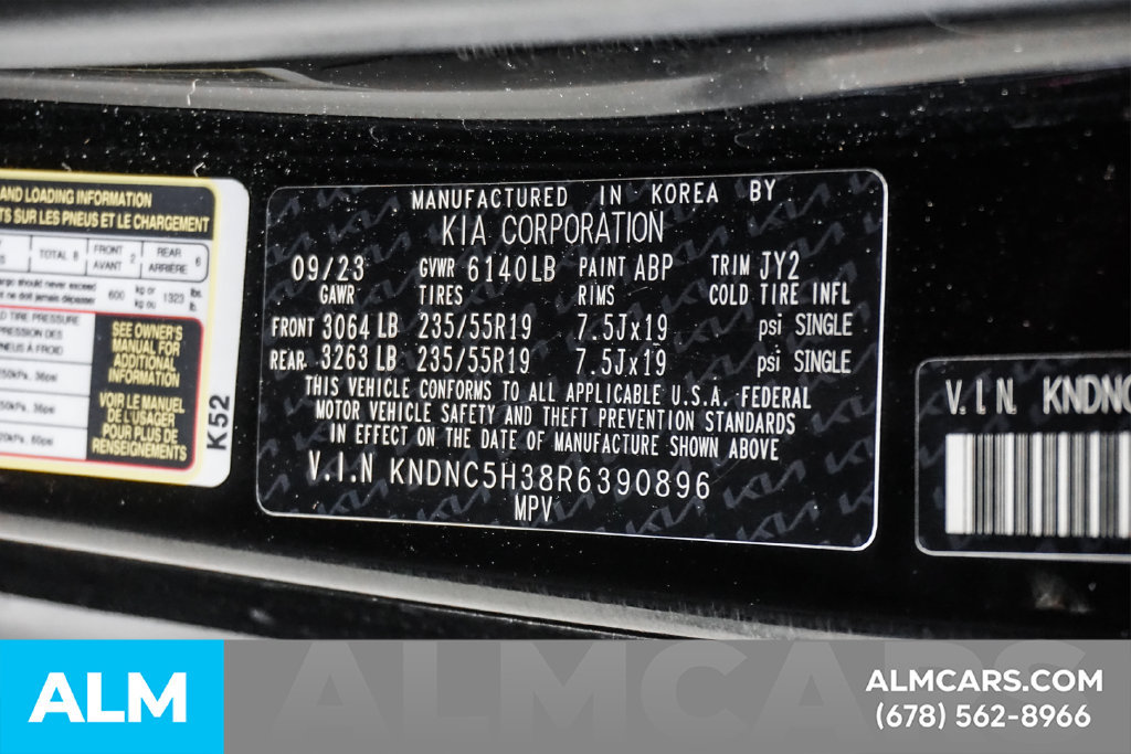 Used 2024 Kia Carnival EX FWD image 54
