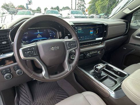Used 2023 Chevrolet Silverado 1500 RST w/ RST All Star Premium Package AWD/4WD image 4