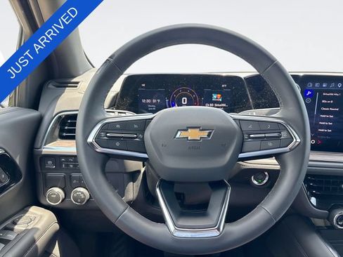 New 2026 Chevrolet Suburban LS RWD image 14
