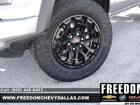 New 2026 GMC Canyon Elevation w/ Convenience Package image 17