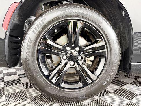 Used 2023 Dodge Charger SXT RWD image 24