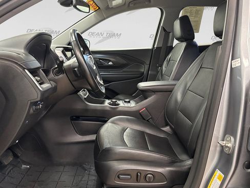 Used 2023 GMC Terrain SLT AWD/4WD image 9
