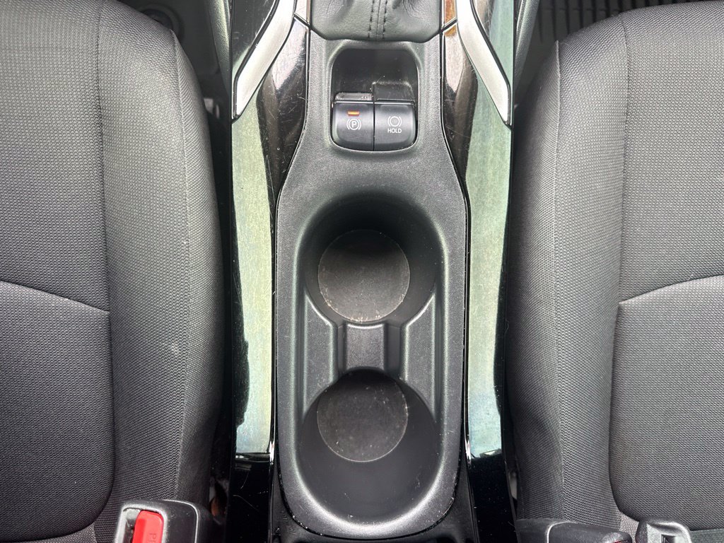 Used 2022 Toyota Corolla LE FWD image 6