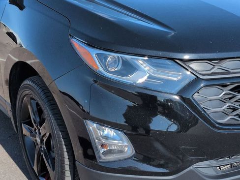Used 2021 Chevrolet Equinox Premier w/ Redline Edition AWD/4WD image 10