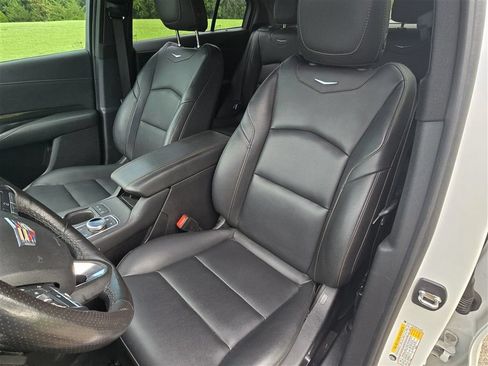Used 2021 Cadillac XT4 Sport w/ Cold Weather Package FWD image 12