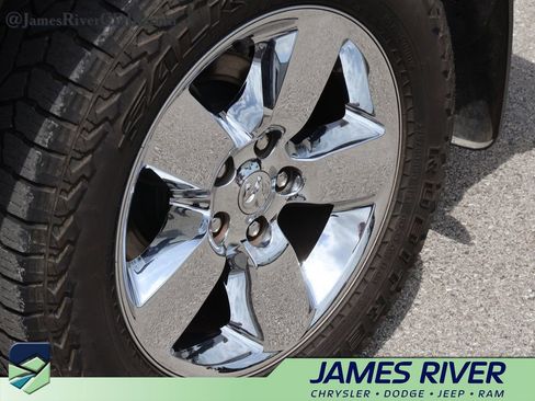 Used 2019 RAM 1500 Big Horn RWD image 36