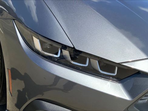 Used 2024 Ford Mustang Premium RWD image 39