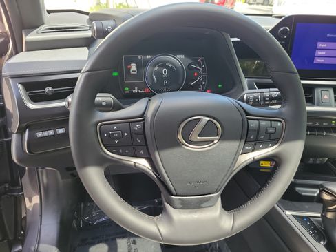 Certified 2024 Lexus UX 250h FWD image 24