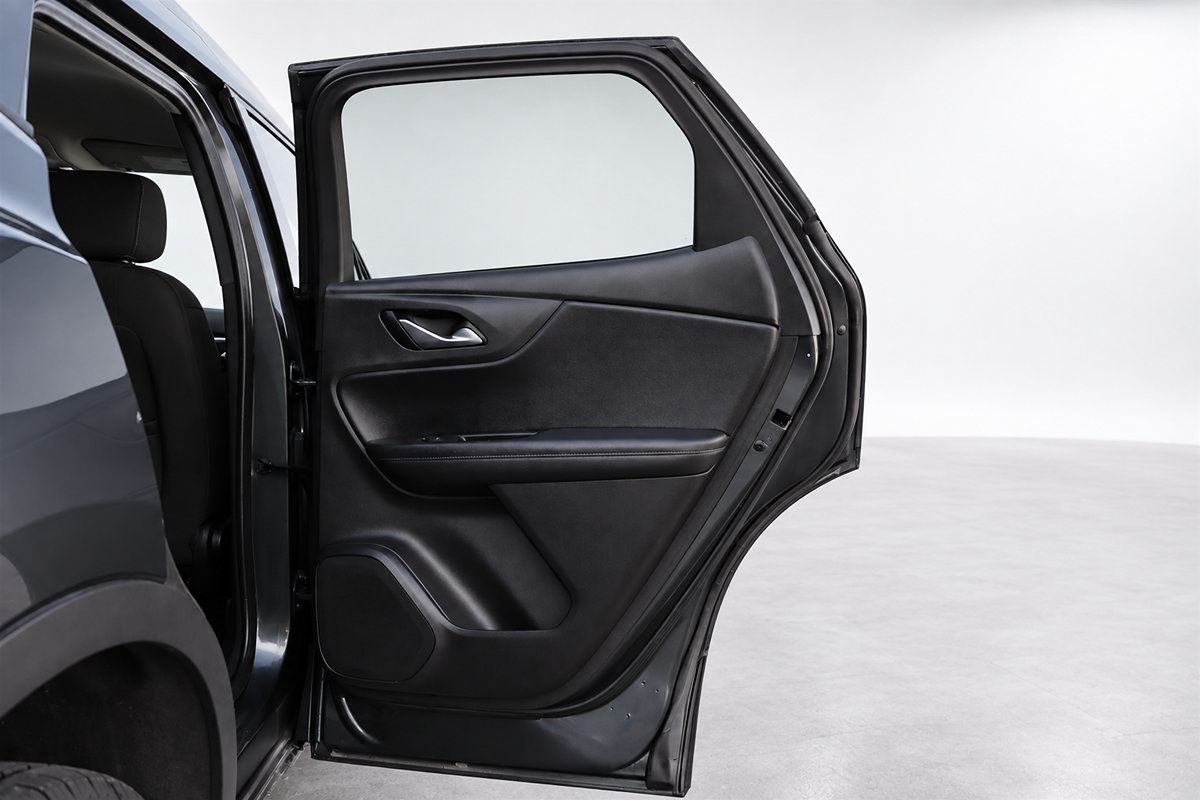 Used 2020 Chevrolet Blazer LT FWD image 13