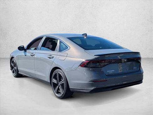 Used 2025 Honda Accord Sport image 7