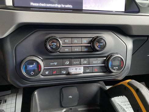 Used 2021 Ford Bronco Badlands AWD/4WD image 31