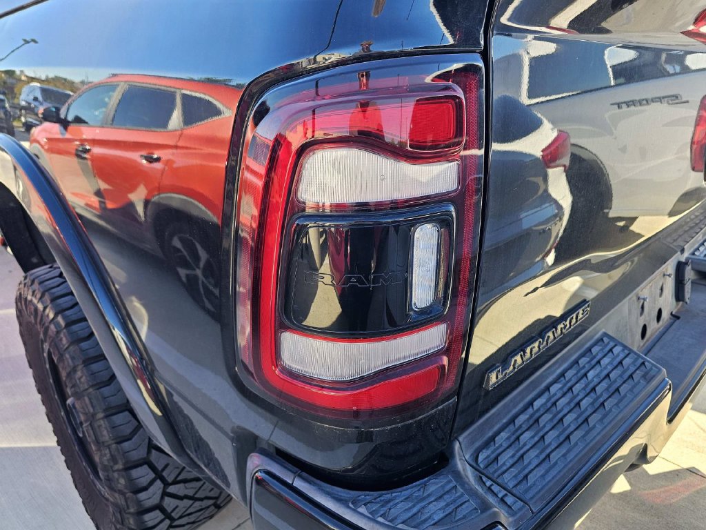 Used 2019 RAM 2500 Laramie AWD/4WD image 15