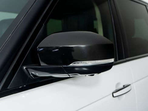 Used 2020 Land Rover Range Rover Long Wheelbase Autobiography image 27