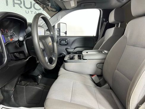 Used 2015 Chevrolet Silverado 1500 W/T AWD/4WD image 9