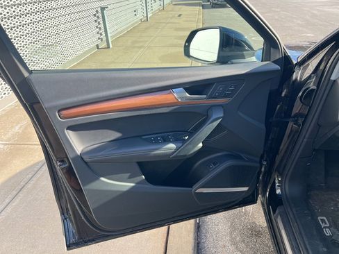 Used 2023 Audi Q5 2.0T Premium Plus image 49