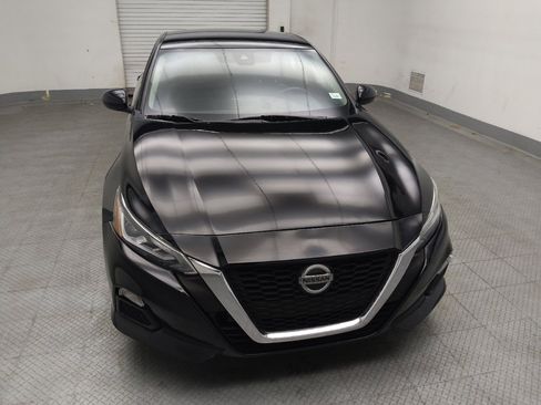 Used 2022 Nissan Altima 2.5 SR FWD image 14