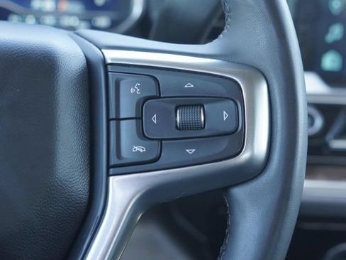 Used 2023 Chevrolet Silverado 1500 LT AWD/4WD image 23