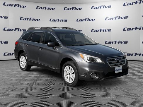 Used 2015 Subaru Outback 2.5i Premium AWD/4WD image 8