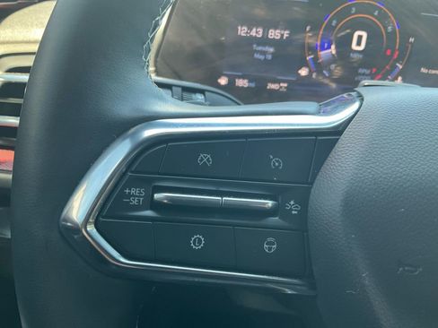 Used 2025 Chevrolet Traverse Z71 w/ Enhanced Driving Package AWD/4WD image 19
