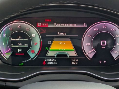 Used 2023 Audi Q5 e Premium w/ Convenience Package AWD/4WD image 12