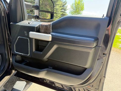 Used 2019 Ford F350 Lariat w/ Lariat Ultimate Package AWD/4WD image 14