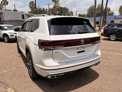 Used 2024 Volkswagen Atlas SEL Premium R-Line AWD/4WD image 13