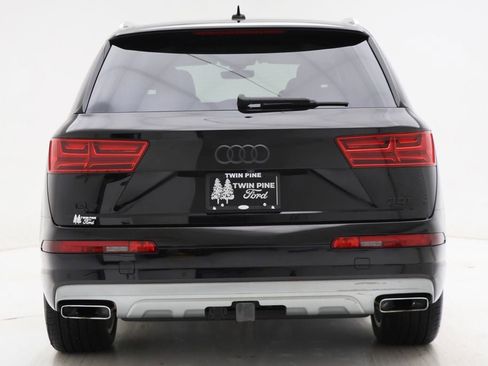 Used 2017 Audi Q7 3.0T Prestige w/ Prestige Package image 8